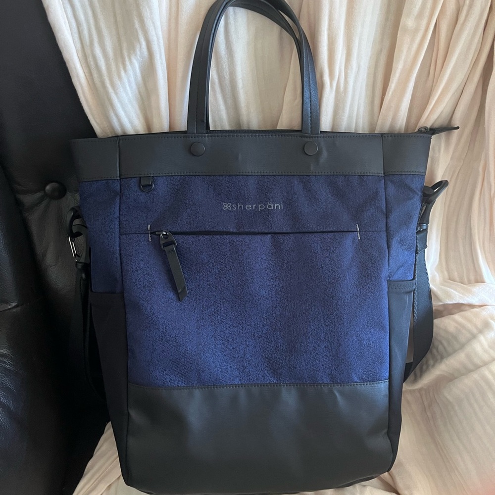 Sherpani Sojourn 3-in-1 laptop bag